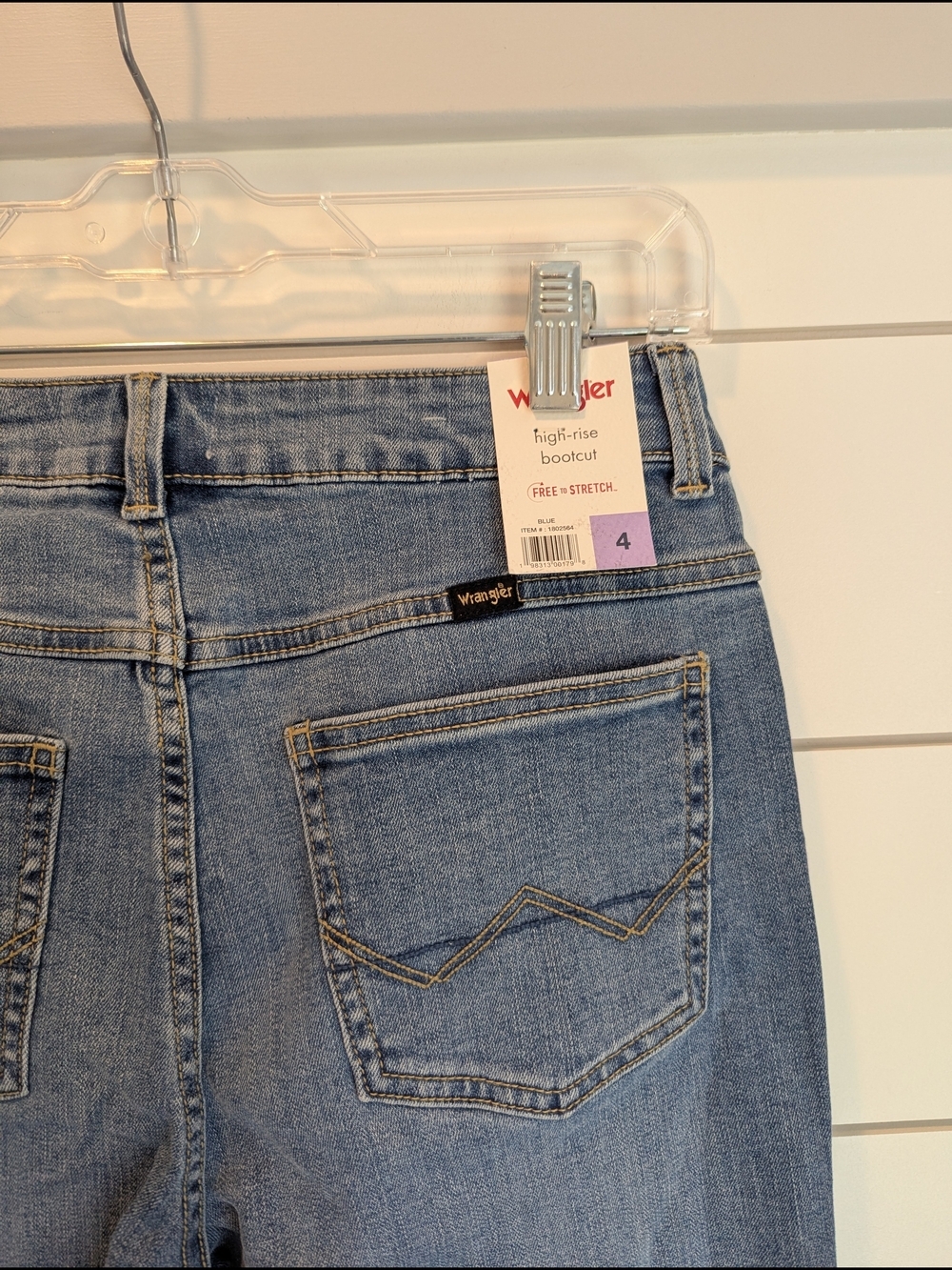 NWT Wrangler High Rise Boot Cut Jeans Size 4 Or 27 Medium Wash Stretch - Picture 8 of 13